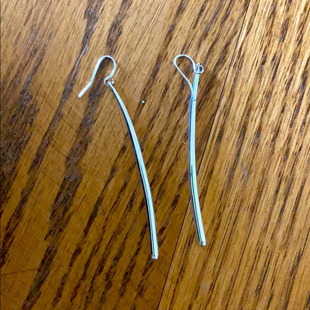 Bella U Linear Sleek Silver Drop Earring